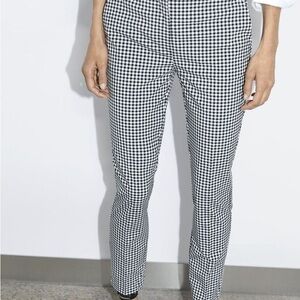 Zara Black and White Ankle Cropped Pants